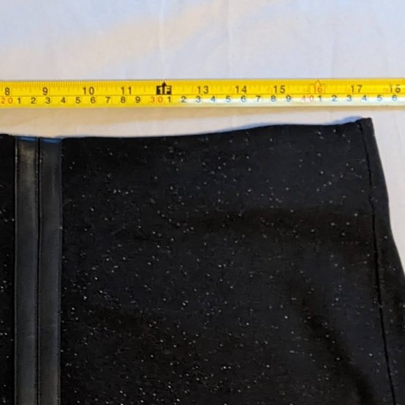 Joe Fresh Black Skirt with Detail L - Picture 6 of 6